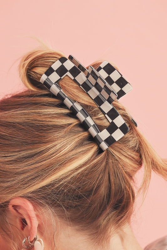 Black + White Checkered Claw Clip