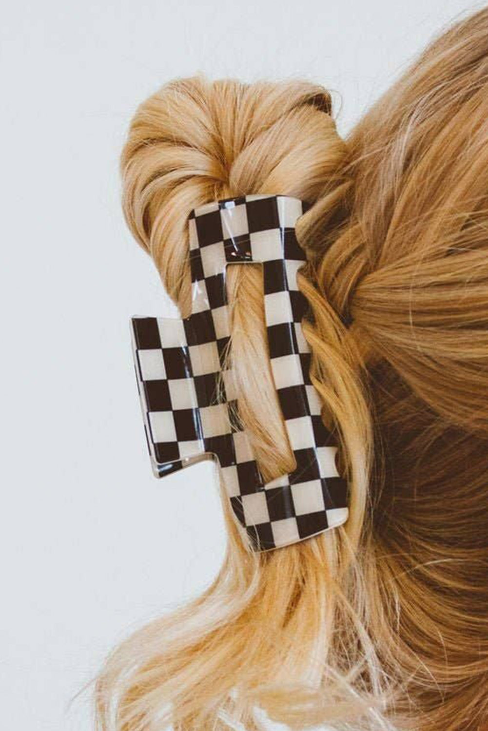 Black + White Checkered Claw Clip