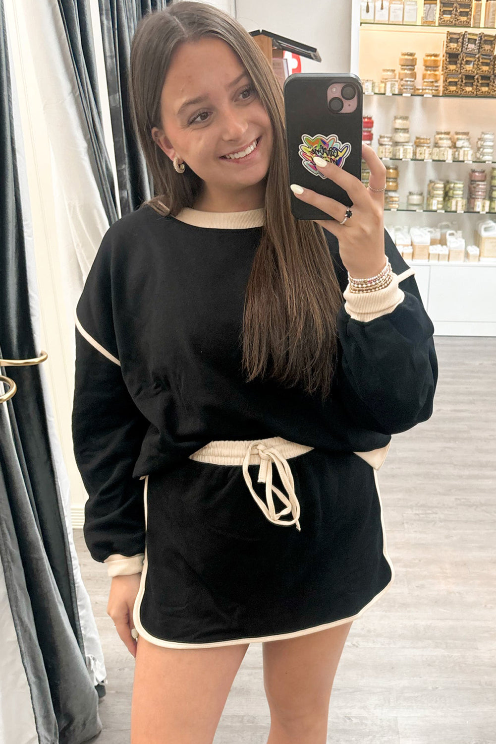 Black Color Contrast Loose Pullover and Tie Skort Set